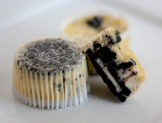 Cookies & Cream Cheesecake Cupcakes